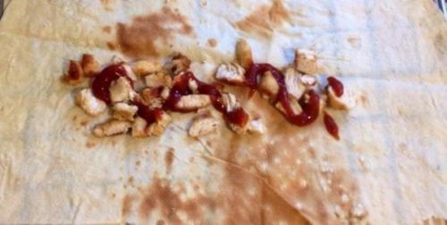 Летняя закусочка из лаваша и жареной курочки. 03