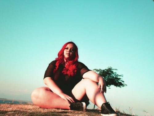 Эта девушка - балерина из Бразилии. 01