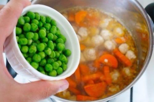 Прозрачный суп с фрикадельками? 04