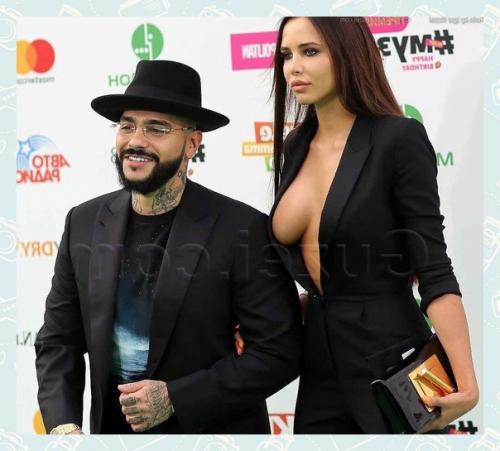 Анастасия решетова со своим молодым человеком. 02