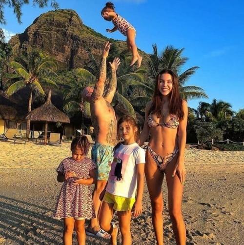 Никогда не верьте идеальной картинке в Инстаграм! 03