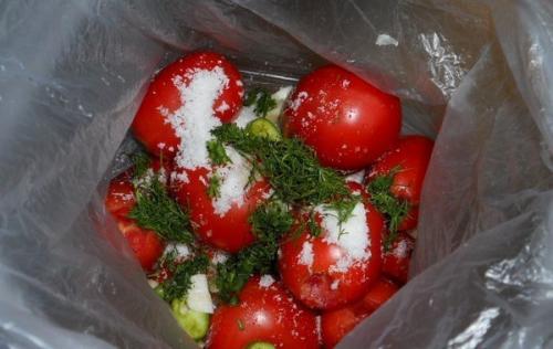 Помидоры в пакетах. 04 Помидоры в пакетах. 04