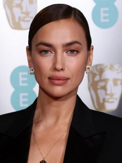 Брэд питт пoтерял её. 01