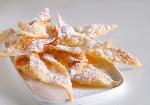 Хворост на кефире. 01 Хворост на кефире. 01