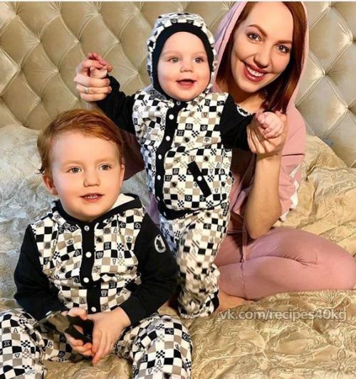 Российская актриса Галина боб вместе со своими очаровательными детками! 04