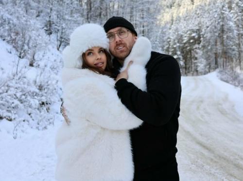 Актер Данила Якушев сделал предложение Кристине, которая моложе его на 20 лет.  