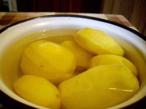 Драники.  Ингредиенты:   Яйца. 01