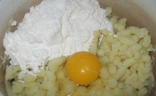 Сосиски в картошке. Ингредиенты: 01 Сосиски в картошке. Ингредиенты: 01