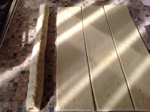 Пирог улитка с вишней. 02