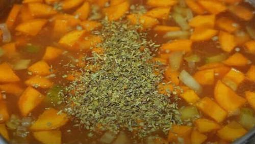 Рассольник с перловкой и солеными огурцами. 04 Рассольник с перловкой и солеными огурцами. 04