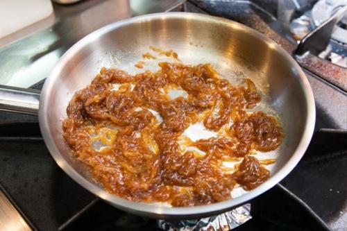 Омлет с луковой карамелью. 03 Омлет с луковой карамелью. 03