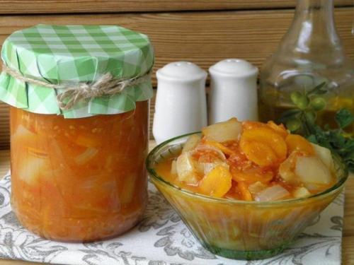 Лечо с морковкой и перцем.