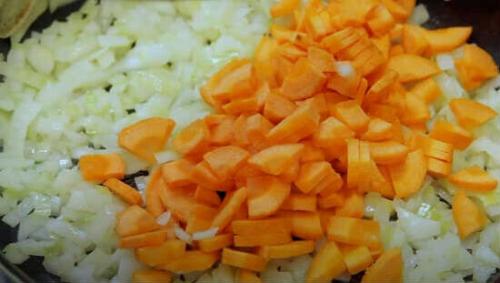 Рассольник с перловкой и солеными огурцами. 02 Рассольник с перловкой и солеными огурцами. 02