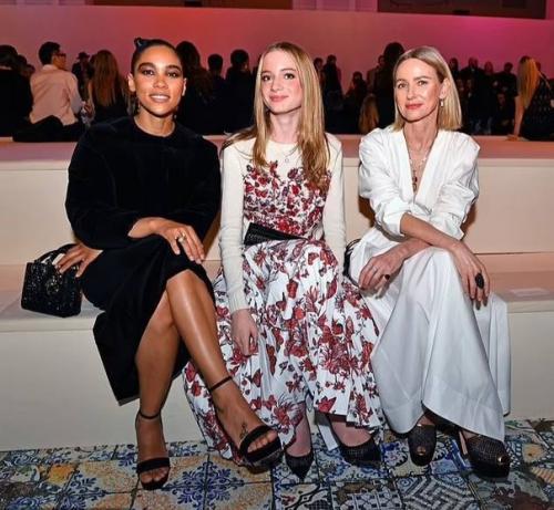 Наоми уоттс вышла в свет с 15-летним сыном. 03