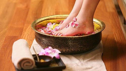 Уход за ногами - это важная часть ежедневного ухода за телом. 01