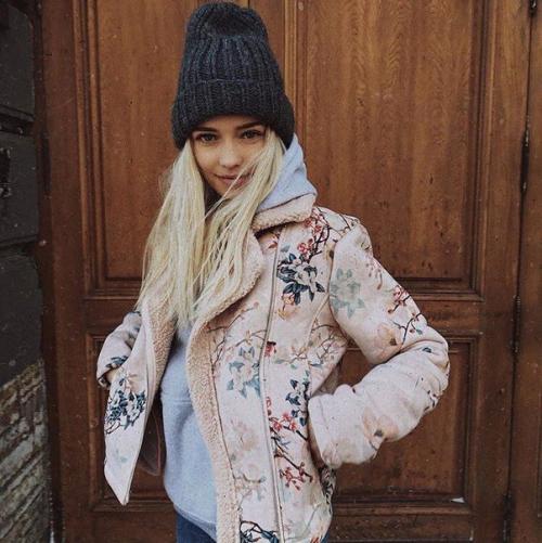 Маски, убирающие мелкие морщинки под глазами. Маски, убирающие мелкие морщинки под глазами.