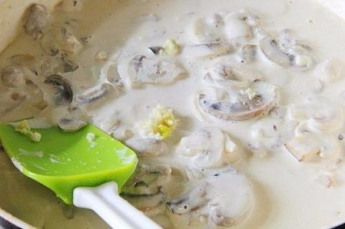 Спагетти с грибами в сливочном соусе. 04 Спагетти с грибами в сливочном соусе. 04