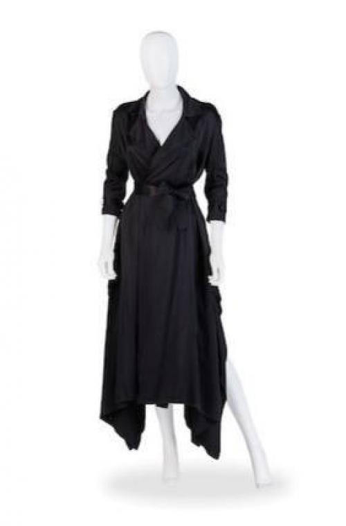 Когда я думаю о моде 90-х, то в голове всегда всплывает образ Кэролин бессет - Кеннеди. 02