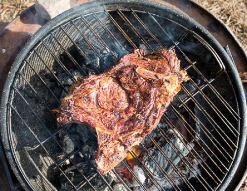 Стейк на косточке на углях. 03 Стейк на косточке на углях. 03