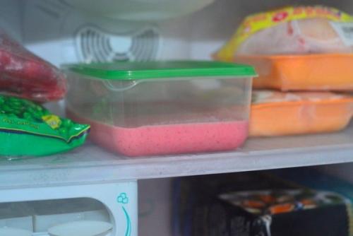 Клубничное мороженое. Ингредиенты: 04 Клубничное мороженое. Ингредиенты: 04