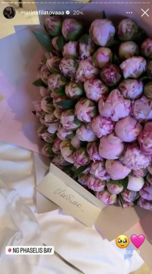 Вернувшийся в семью Лешa свик отдыхaет с Мaриной Филaтовой, которaя былa причиной его рaсстaвaния с женой. 02