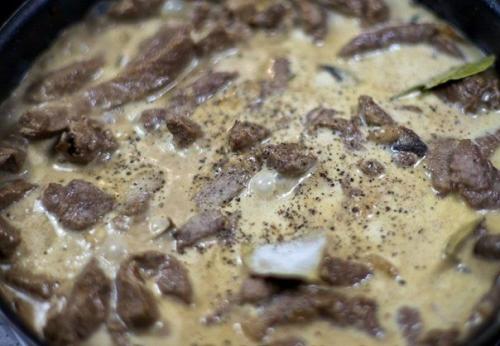 Бефстроганов с грибами и сливками. 08 Бефстроганов с грибами и сливками. 08