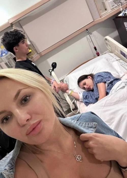 Блогерша по имени Арина савастра, известная как Спасибо Заюш не Знала, стала мамой! 01