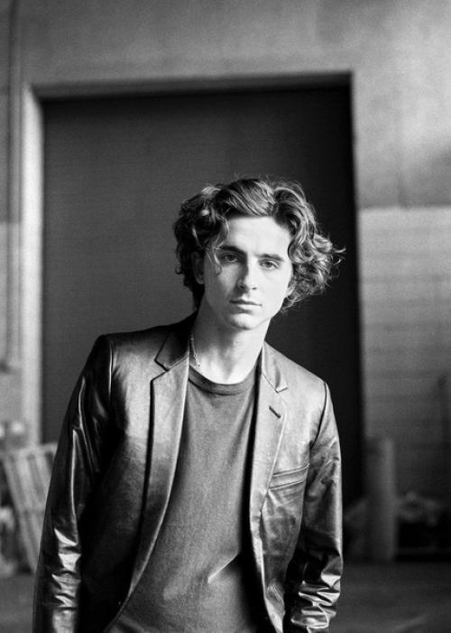 Новый ролик парфюма Blue de Chanel от Мартина скорсезе с Тимоти шаламе в главной роли. 02