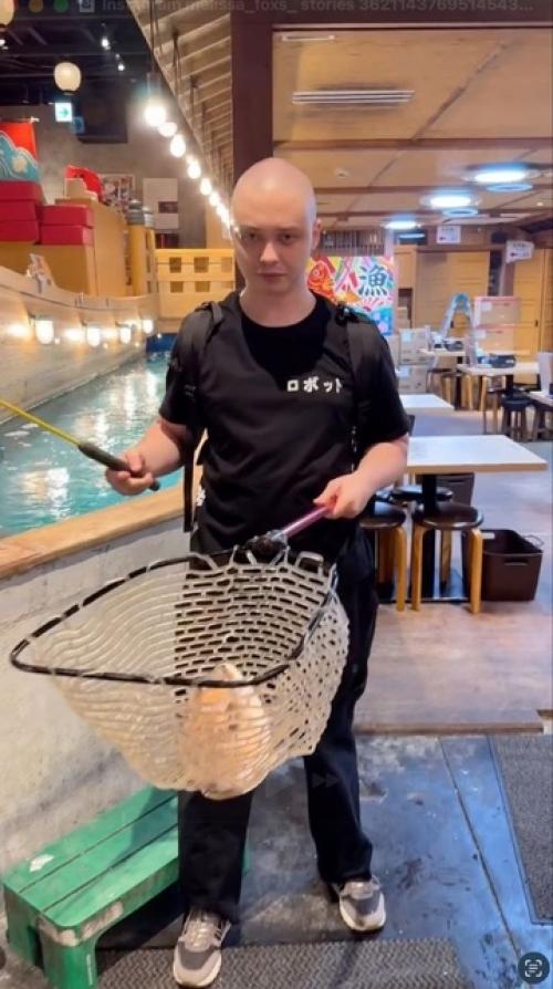 Сын Наташи королёвой и Тарзана удивил новым брутальным образом. 02