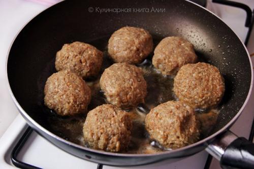 Тефтели с гречневой крупой. 03 Тефтели с гречневой крупой. 03