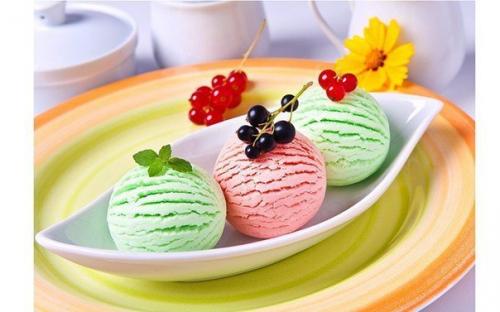 Детское мороженое из творога с бананами. 02 Детское мороженое из творога с бананами. 02