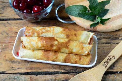 Блины с вишней под сметаной. 08 Блины с вишней под сметаной. 08