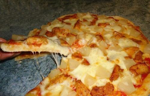 Тонкая пицца 2 начинки. 01 Тонкая пицца 2 начинки. 01