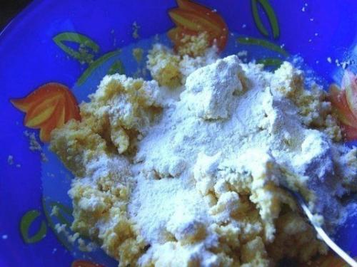 Сырные шарики жареные с чесноком? 01