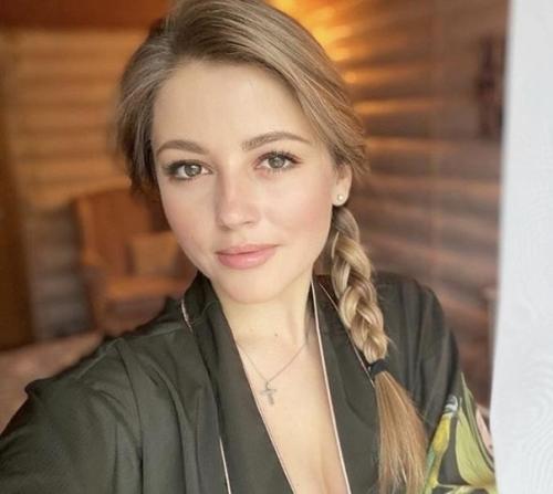 Анна михайловская так хорошо выглядит! 01