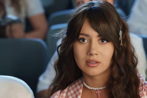 Олеся иванченко станет новой няней в ремейке легендарного сериала. 02