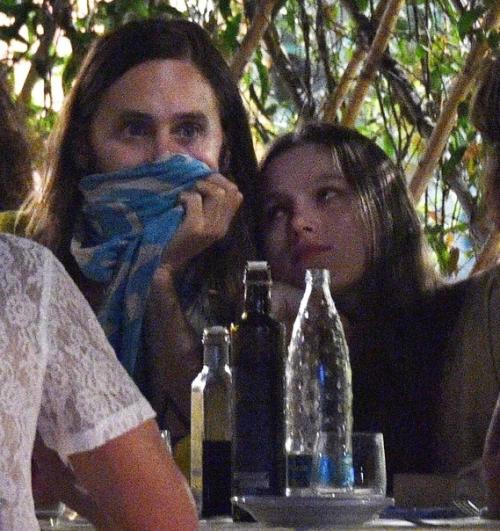 Джареда лето застукали в Италии на романтическом свидании с молодой российской моделью. 04