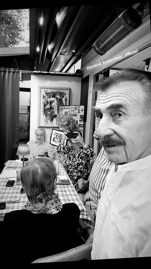 Нашему лучшему Атoсу 85 лет! 04