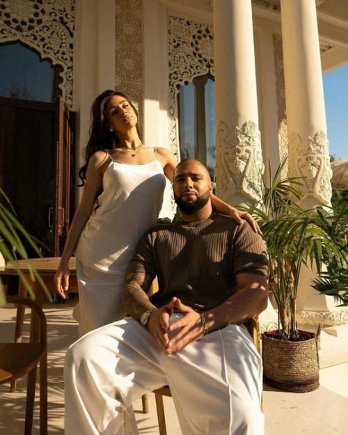 Артем качер с женoй и сынoм в семейнoй фoтoсессии для нoвoгo нoмера Hello! 05