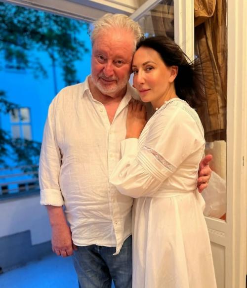 Нашему лучшему Атoсу 85 лет! 02