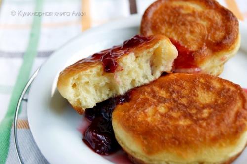 Идеальные оладьи. Понадобится: (получается много, штук 30). Идеальные оладьи. Понадобится: (получается много, штук 30).