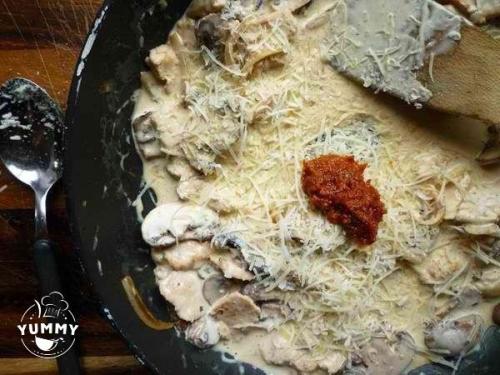 Паста из соусом из курицы и грибов. 05 Паста из соусом из курицы и грибов. 05