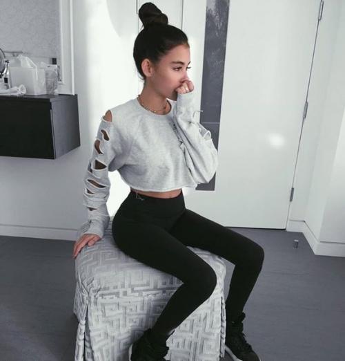 6 вещей, которые можно носить только в сентябре. 02 6 вещей, которые можно носить только в сентябре. 02