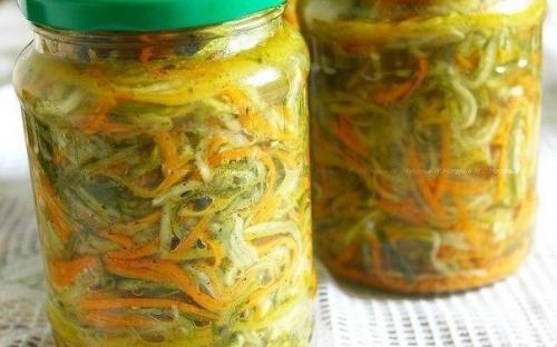 Салат на зиму Огурцы По-корейски с Морковью. Салат на зиму Огурцы По-корейски с Морковью.