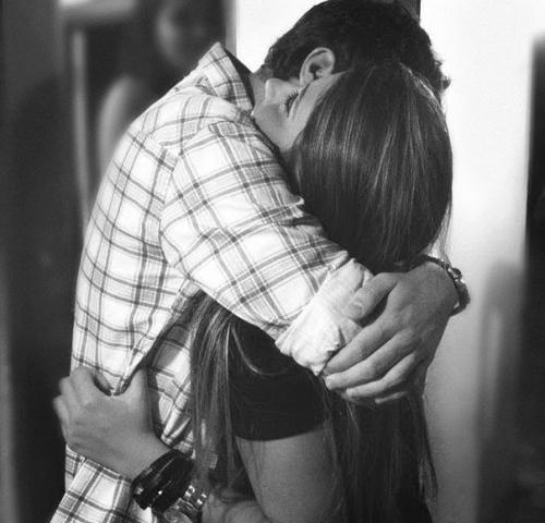 Жить вместе.  Просыпаться по выходным в двенадцать. 04