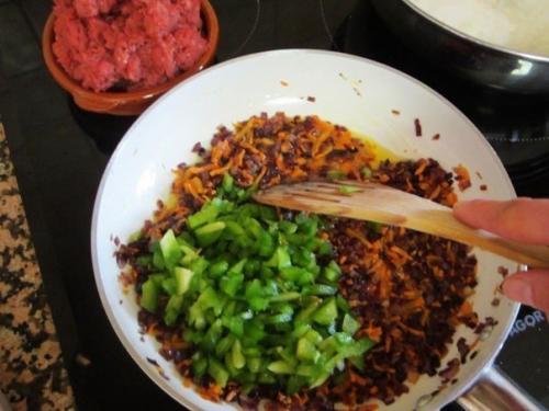 Домашняя лазанья. Ингредиенты на 6 порций: 04 Домашняя лазанья. Ингредиенты на 6 порций: 04