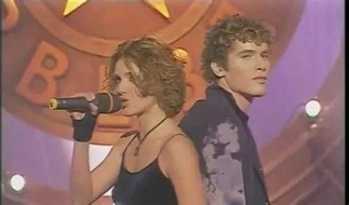 Бывший солист группы Корни Павел Артемьев стал отцом! 02