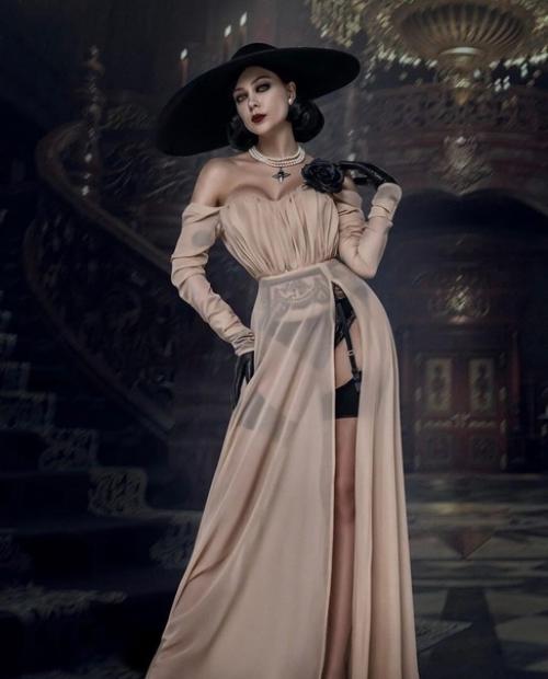 Анaстасия сaмбурская в обрaзе лeди димитpеску! 03