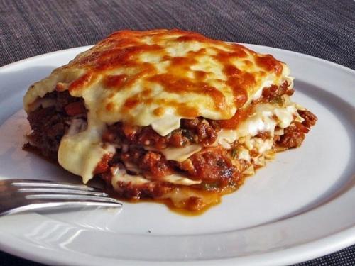 Домашняя лазанья. Ингредиенты на 6 порций: Домашняя лазанья. Ингредиенты на 6 порций: