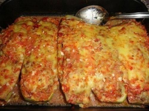 Вкусные Лодочки из кабачков. Вкусные Лодочки из кабачков.